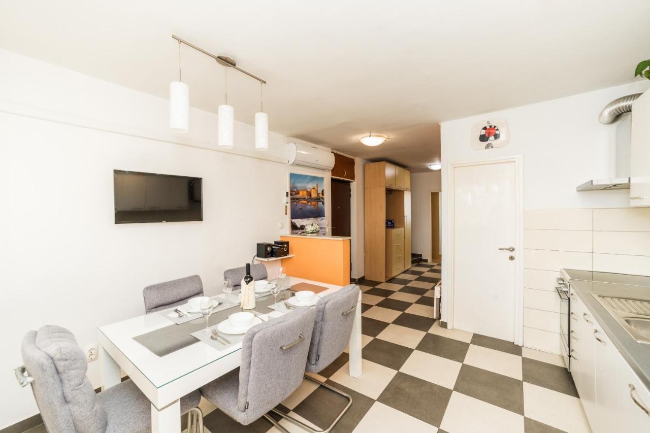 Apartment Mihaela Zadar Buitenkant foto